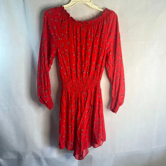 Kendall & Kylie Long Sleeve Red Cherry Blossom Romper Size Large - Picture 2 of 10